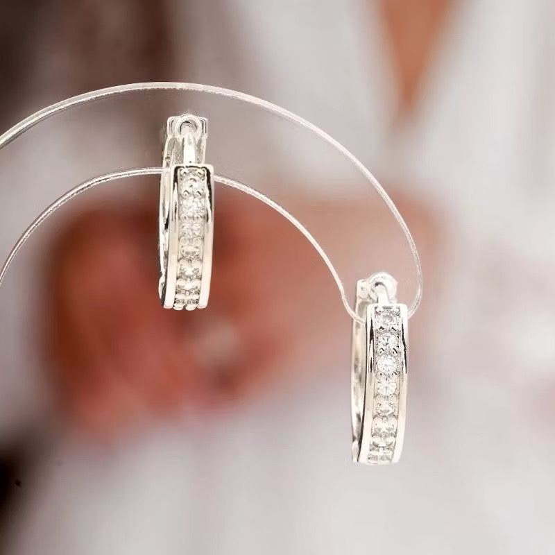 MM-01 Anting Titanium Wanita Emas Muda Anti Karat Dewasa Tusuk Korea Asli Panjang