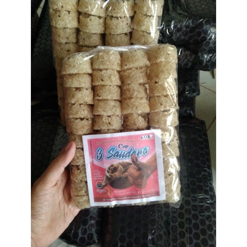 

Rengginang lorjuk cap 3 saudara isi 40