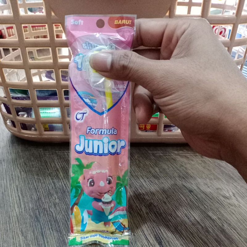 Formula Junior Sikat Gigi Anak Soft