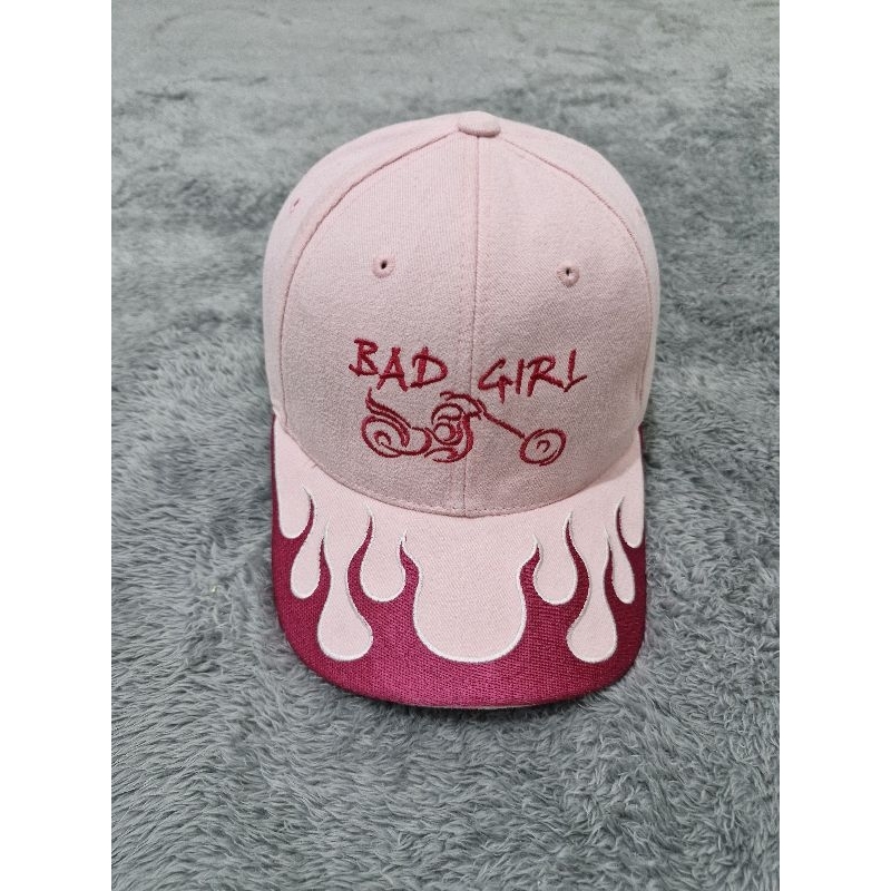 Topi FLAME motif api