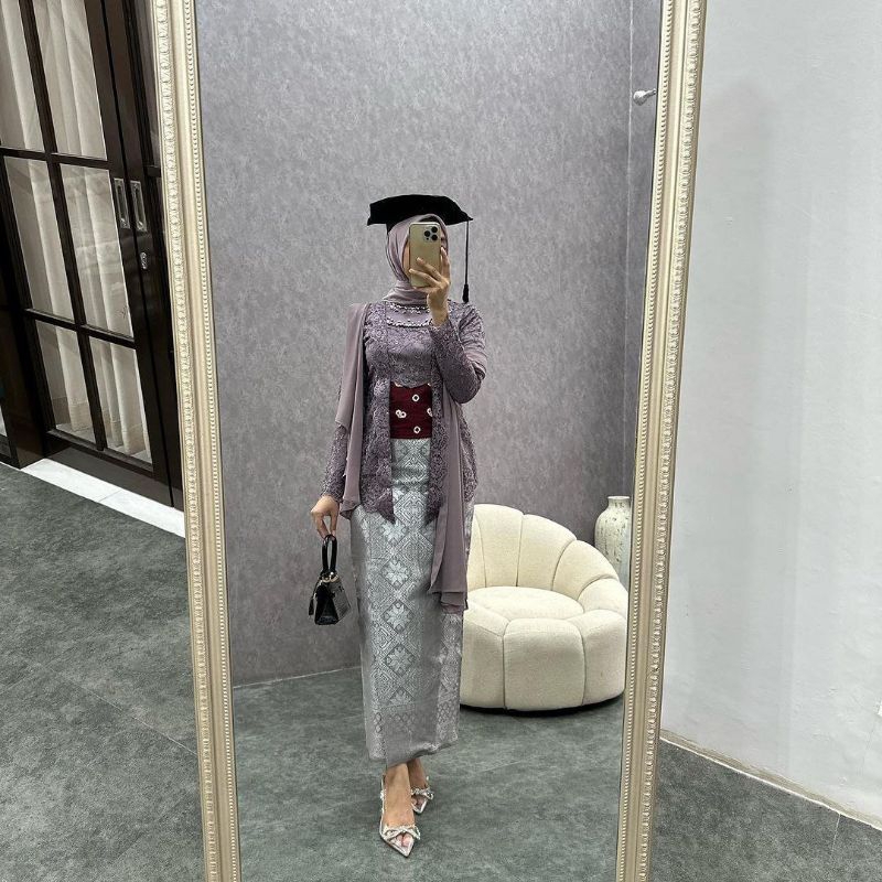 kebaya mira wisuda lamaran nikahan gamis brokat terbaru