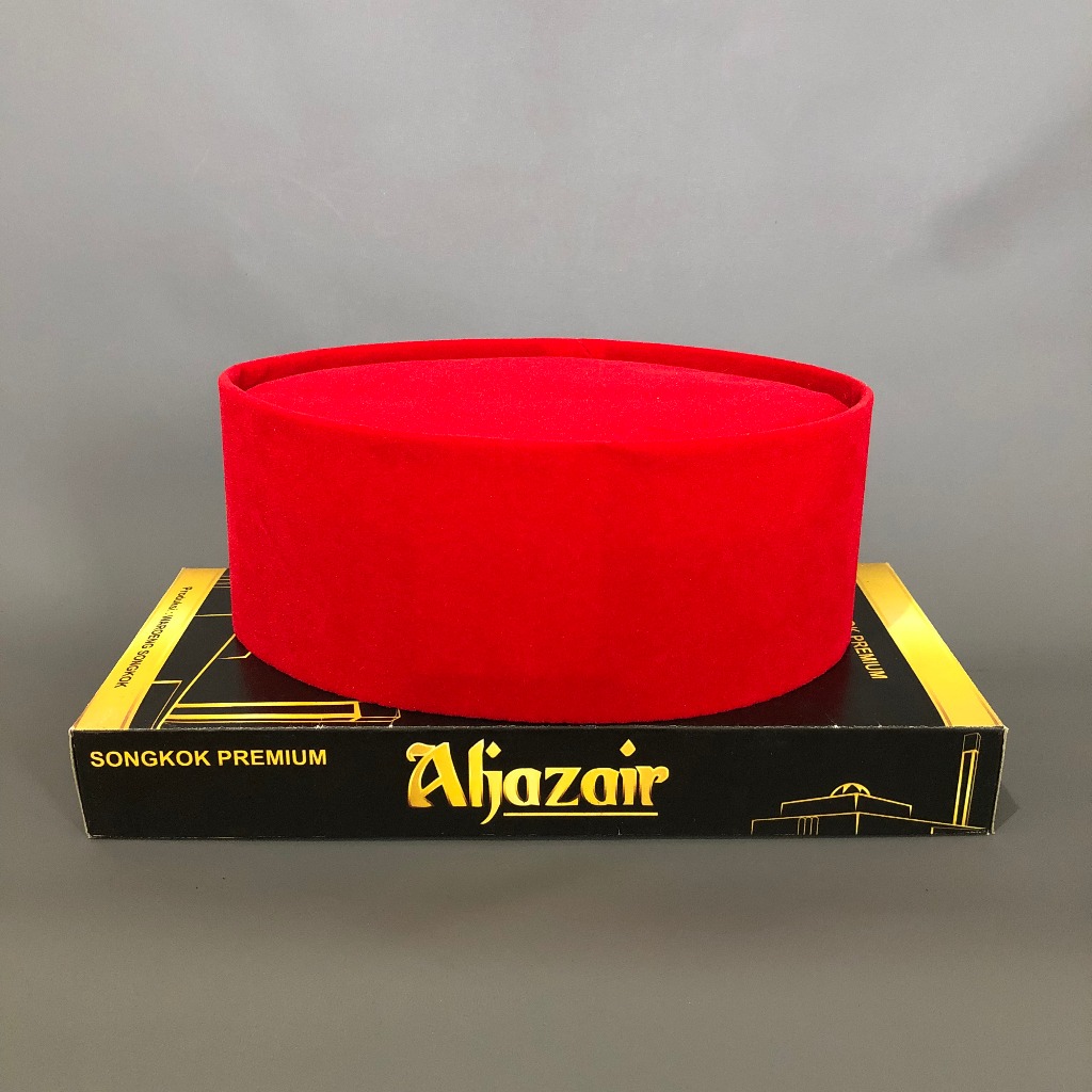 peci merah polos songkok merah polos songkok nasional bahan bludru tinggi 9