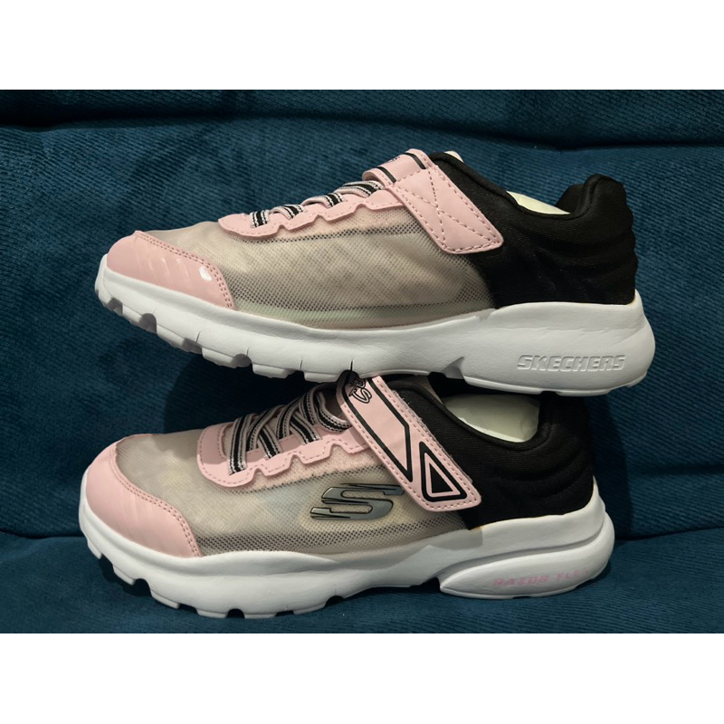 SOLD OUT Skechers Sepatu Olahraga Wanita Pink