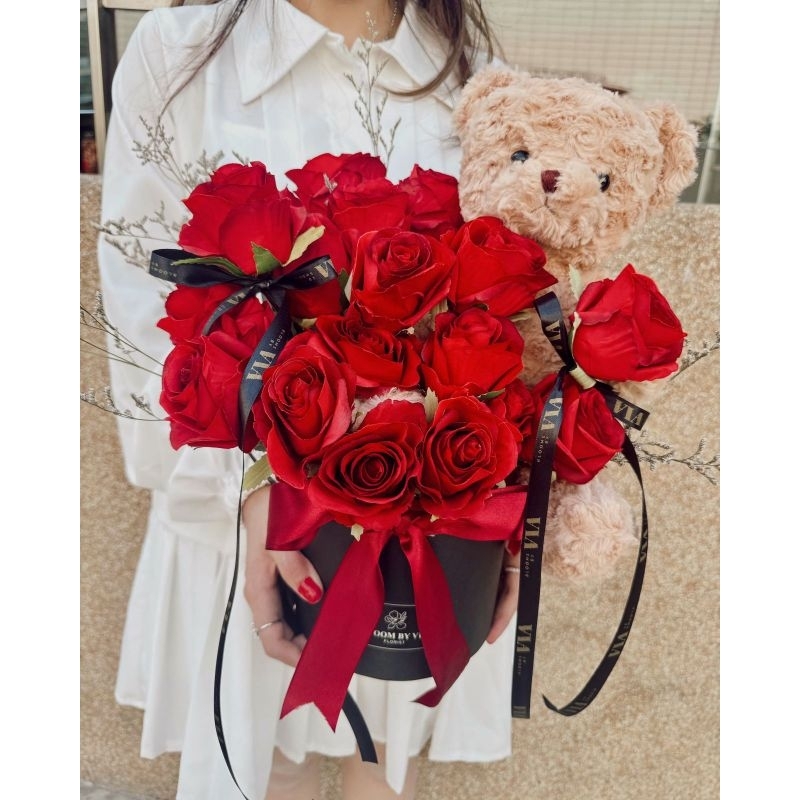Valentine box / Kado valentine / hadiah valentine / Teddy bloom box / Flower box / Artificial flower