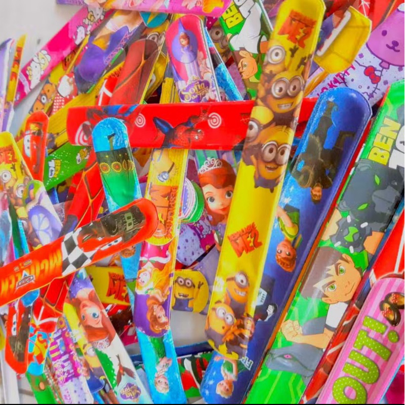 

Penggaris Gelang Karakter Kartun Labubu Sanrio Penggaris Elastis