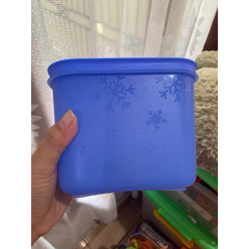Ecer 1 Pcs Frozy cozy high 1,1L tupperware -wadah sayuran/buah/daging di freezer, base warna putih t