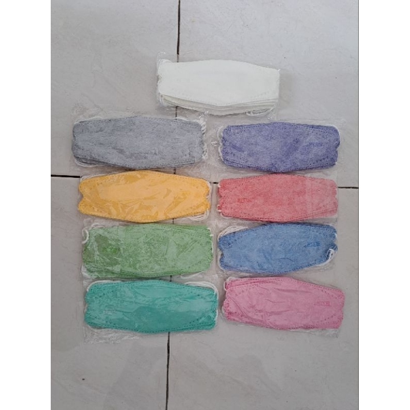 Masker medis KF94 merk Seven Plus (4 ply) isi 10 pcs