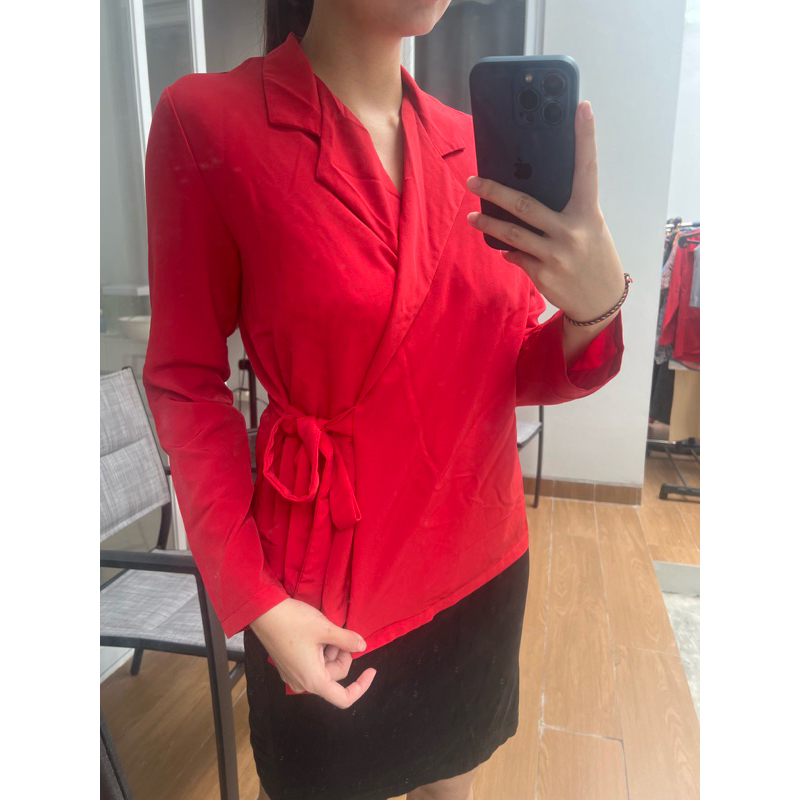 KEMEJA MERAH WANITA LENGAN PANJANG EXECUTIVE SIZE S DENGAN TALI