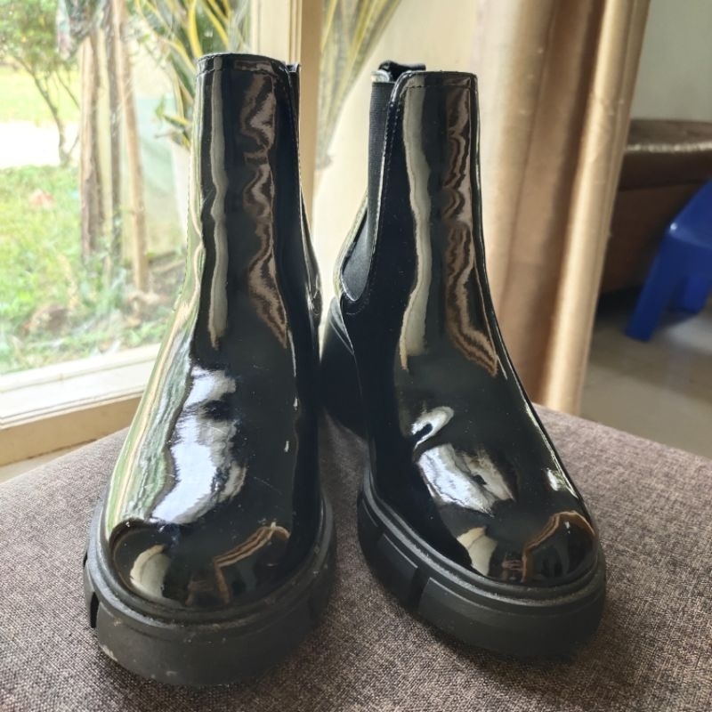 boots rubi wanita Sepatu boot wanita RUBI BOOTS WANITA warna hitam rubi BARUU