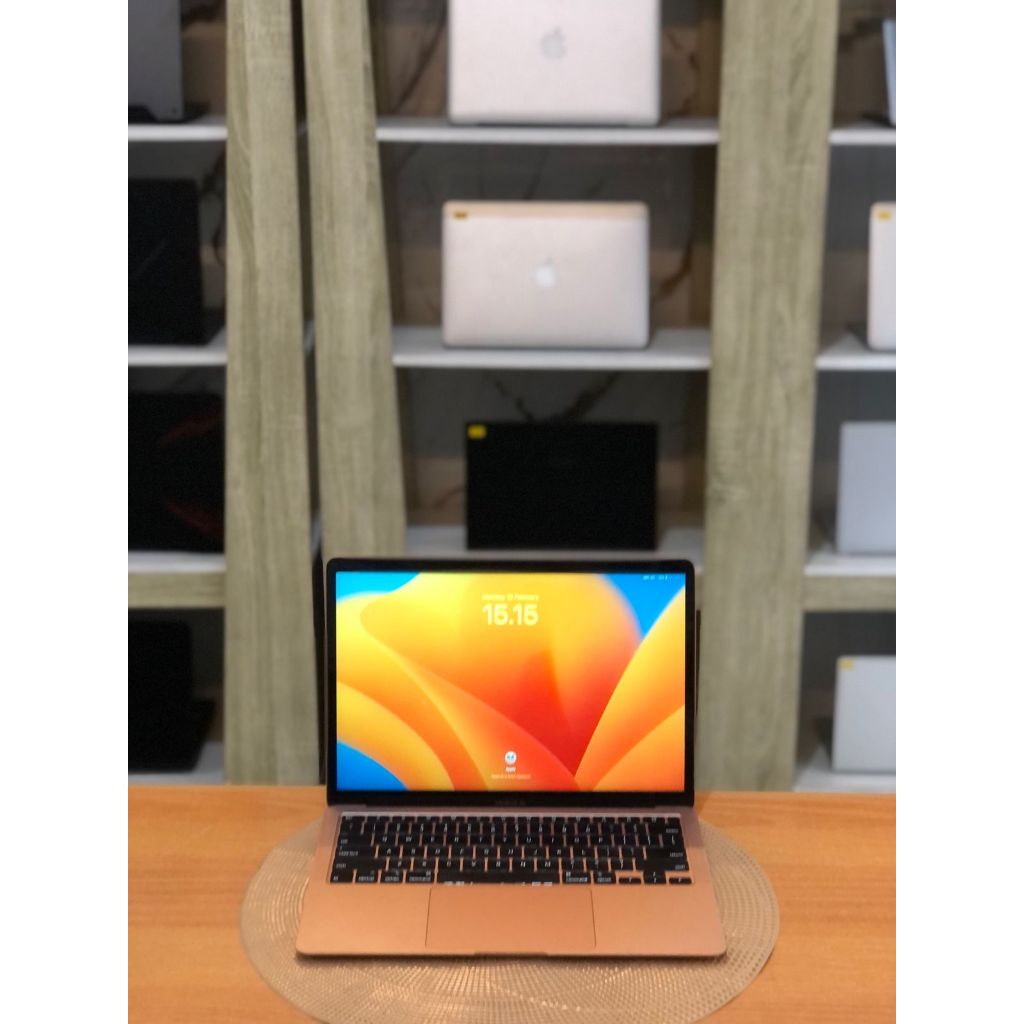 MACBOOK AIR 2020 | INTEL CORE i5 | 8 GB | SSD 256 GB | GARANSI | SIAPPAKAI