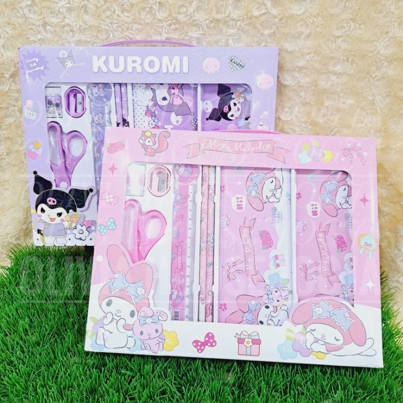 

Stationary Set Box My Melody Pink 8005 6in1 Pensil Case Set Kuromi Ungu 6in1