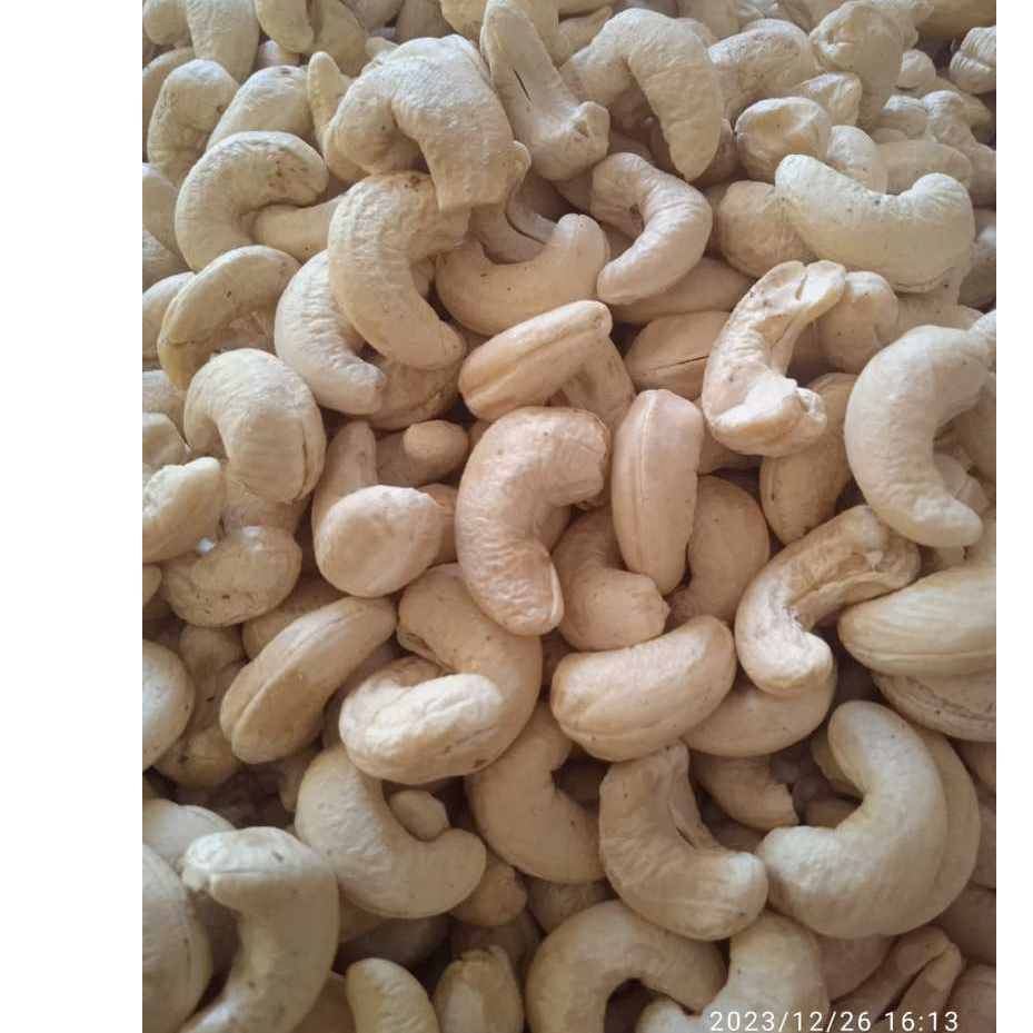 

kacang mete mentah kemasan 1kg