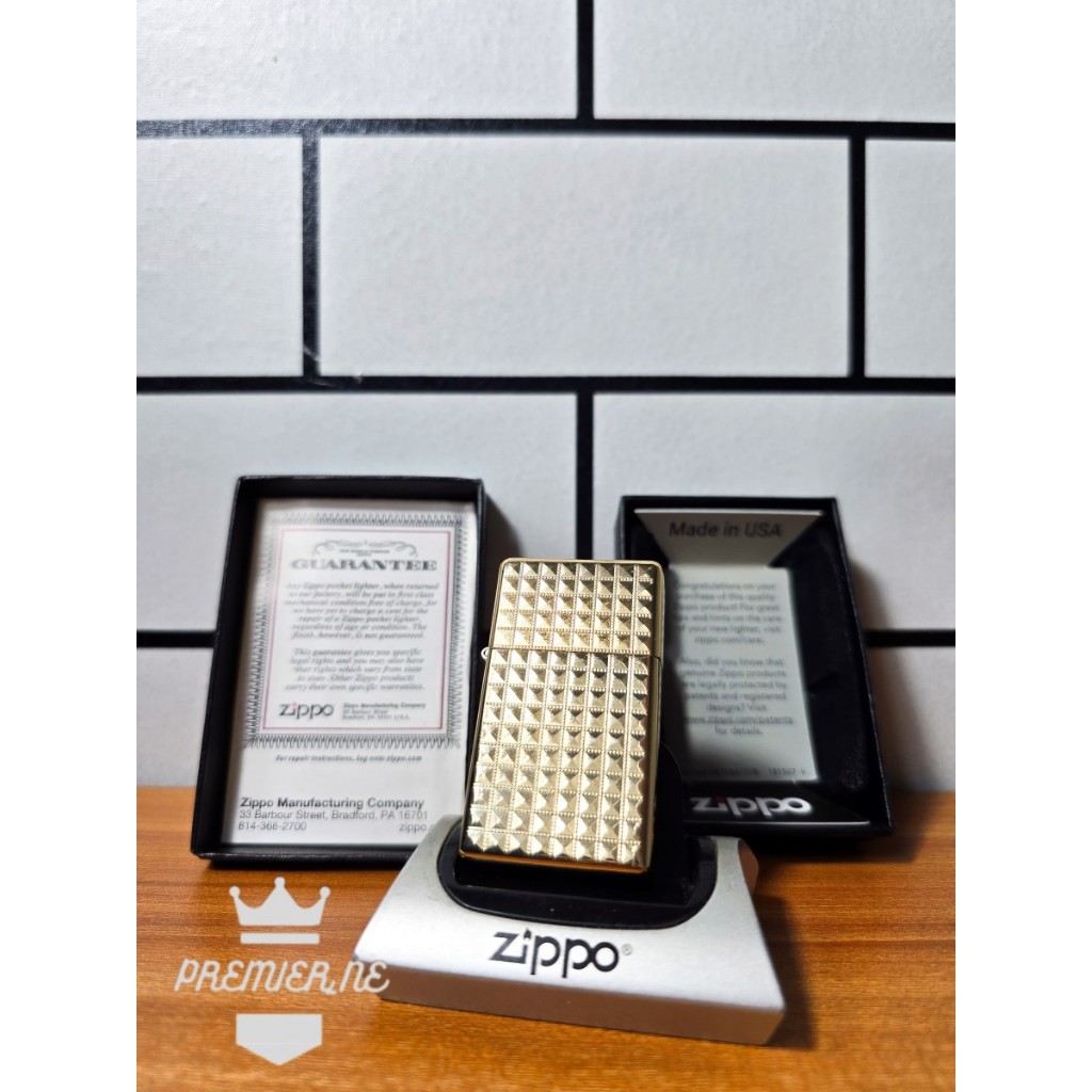 ZIPPO SLIM SERIES DIAMOND GOLD ORIGINAL MADE IN USA