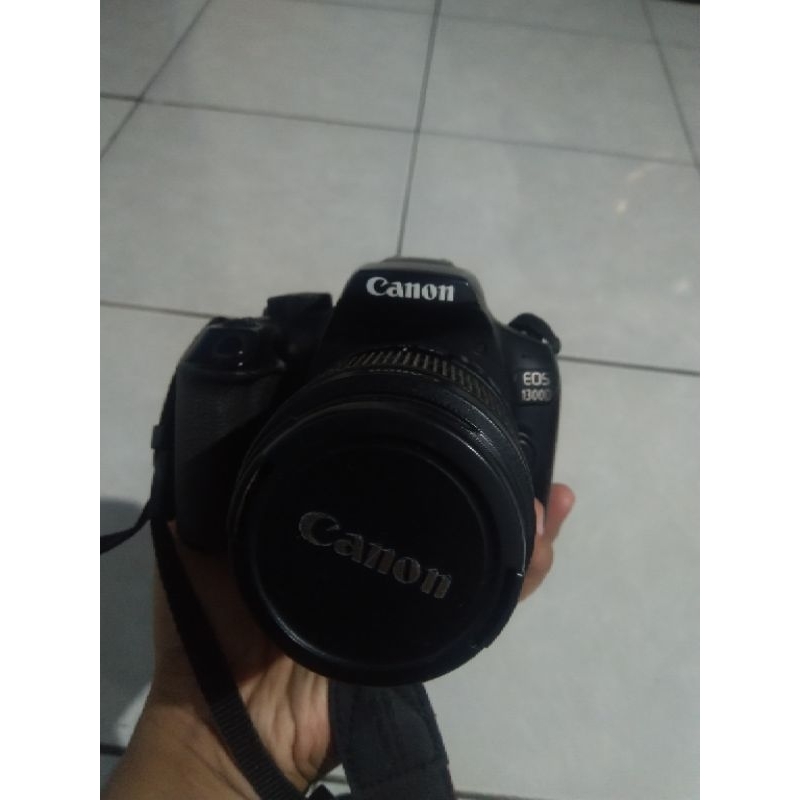 kamera canon eos 1300D