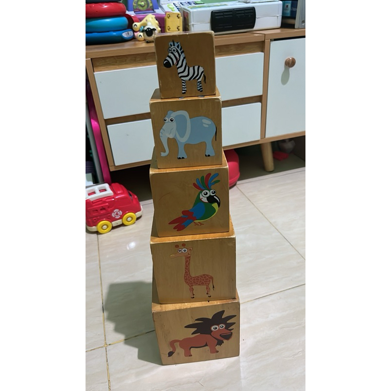 preloved mainan tumpuk kayu