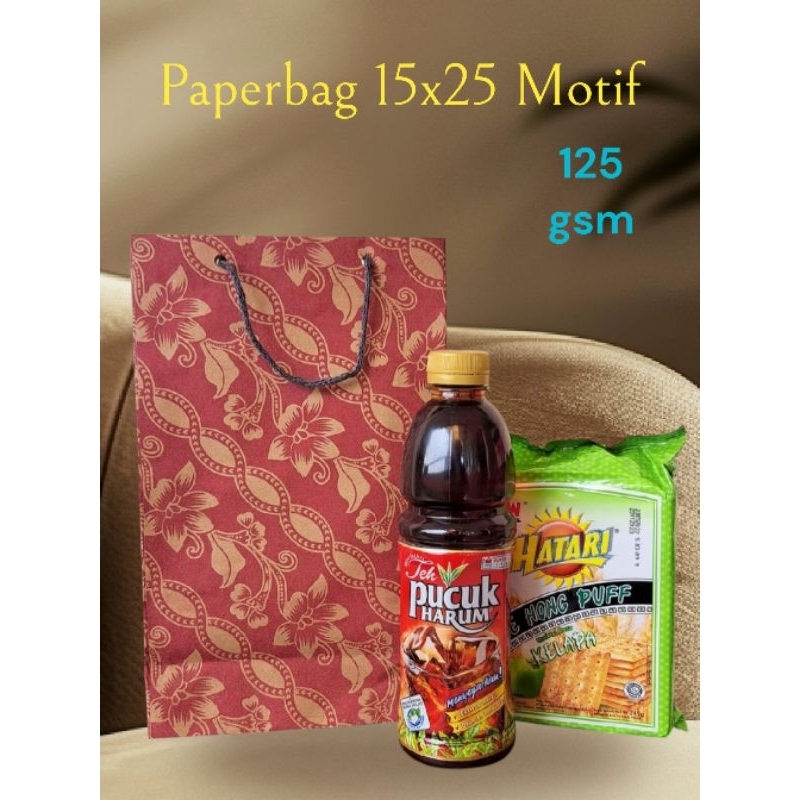 

Paperbag Wafer Motif Batik uk. 15x8x25 Paper Bag Motif Tas Kertas Hajatan Paperbag Murah