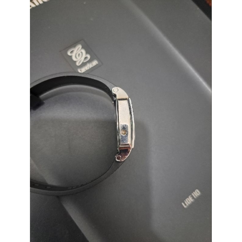 Jam tangan Guess gc quartz bekas untuk pria dan wanita original swiss 15509L tank classic