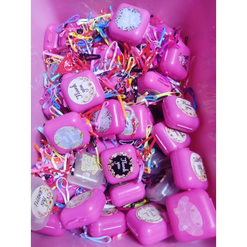 

diana store 1994(ACC ATK RENDOM ) kosmetik jangan lupa co ya di jamin cuan buang buang barang harga anjlok