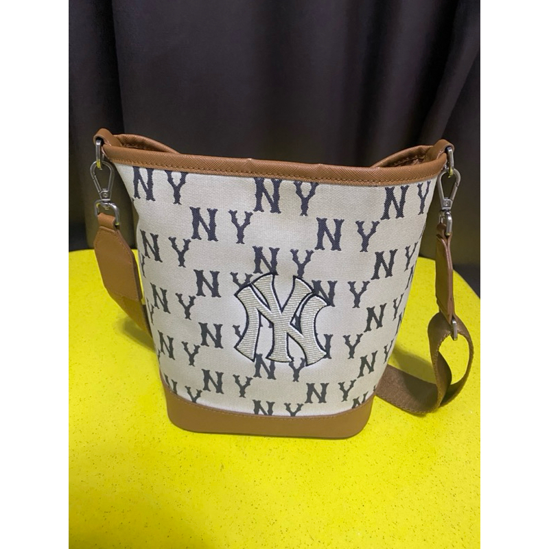 MLB bucket bag original