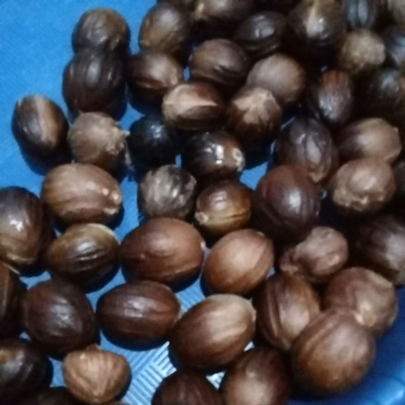 

Biji Pala Kering Utuh 100gr