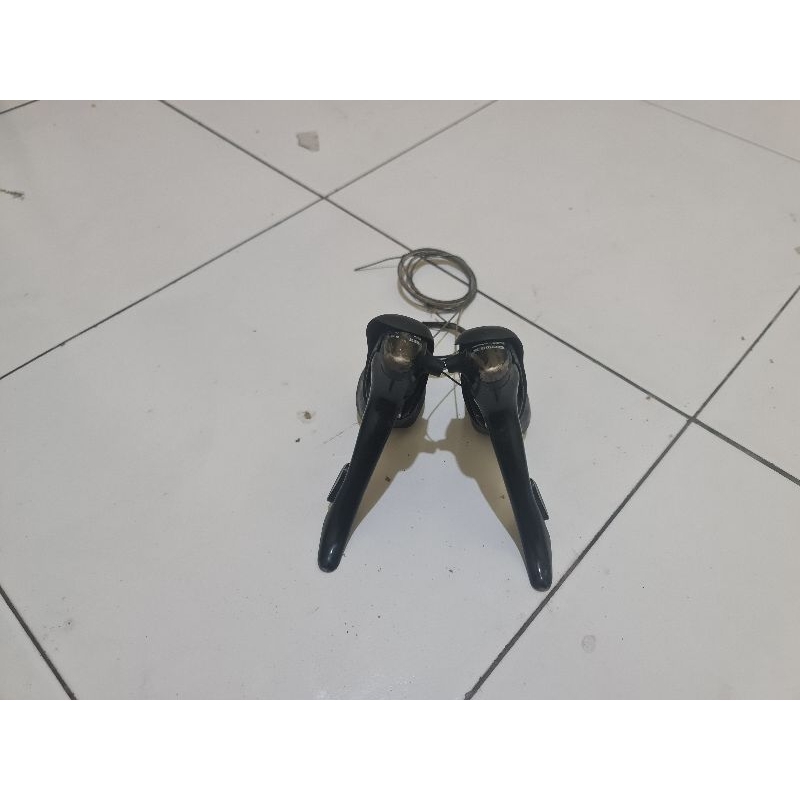 Brifter shimano 105 Seri 5510 Japan 2 x 9 speed
