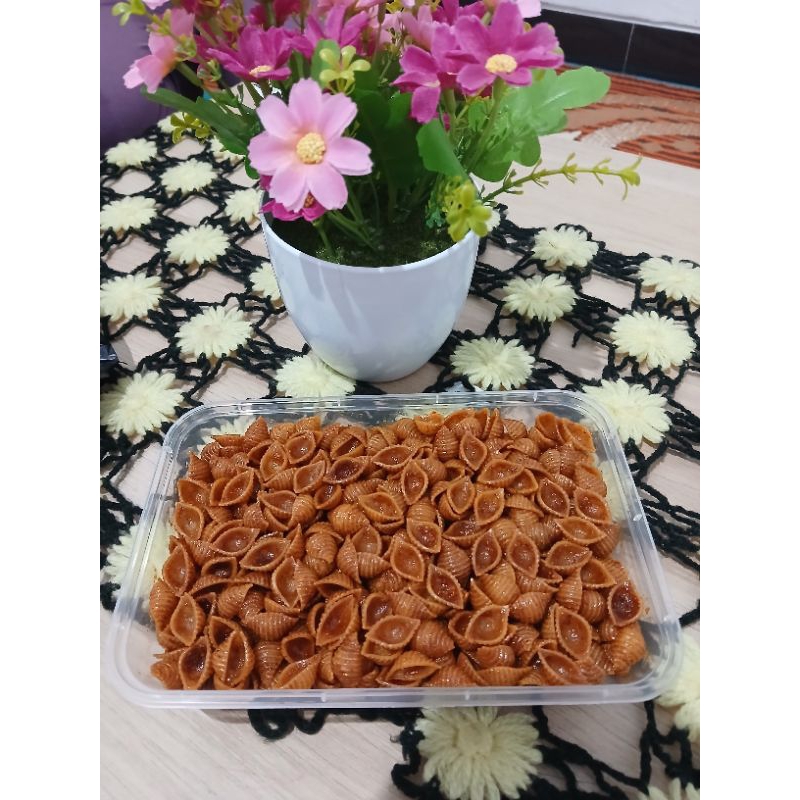 

Cemilan kerang pedas