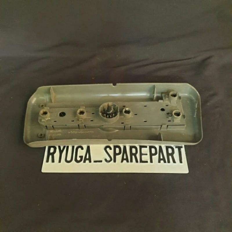 cover lampu belakang kanan stoplamp original BMW E30 1380864