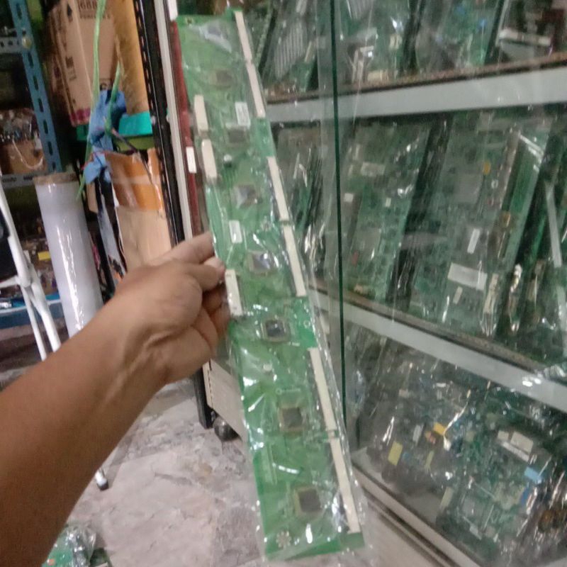 Buffer TV plasma Samsung Type 42PT350