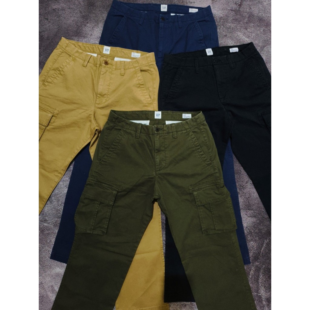 Celana Cargo Panjang Pria GAP Essential Straight