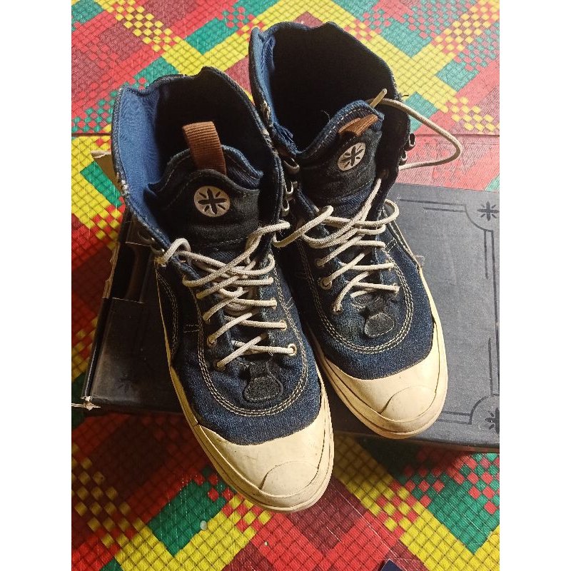 Sage denim footwear
