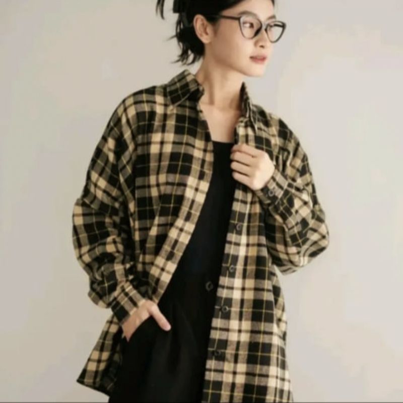 Kemeja Flanel Wanita Lengan Panjang Motif Cream Terlaris