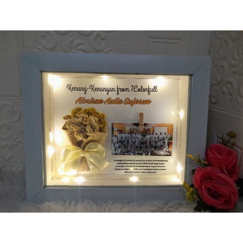 Frame 3d kado kekinian bunga lampu