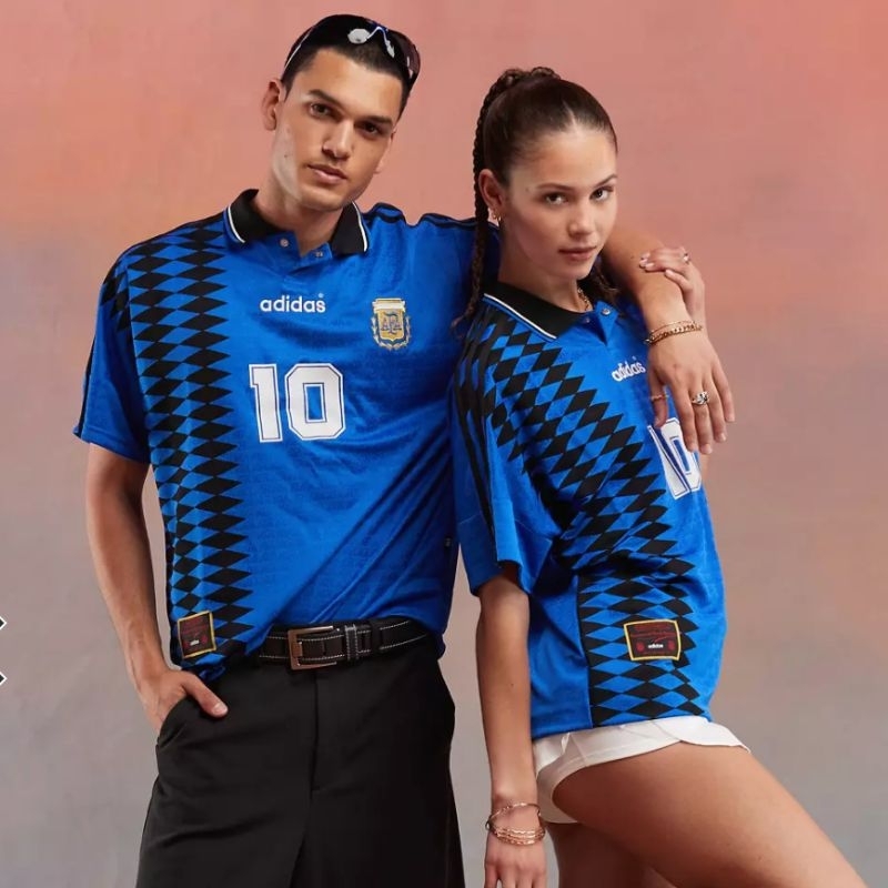 JERSEY ARGENTINA 1994 AWAY RETRO BOLA BLOCK CORE SKENA MESSI MARADONA K22
