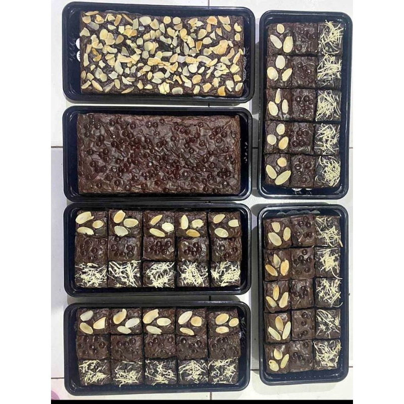 

fudgy brownies shiny