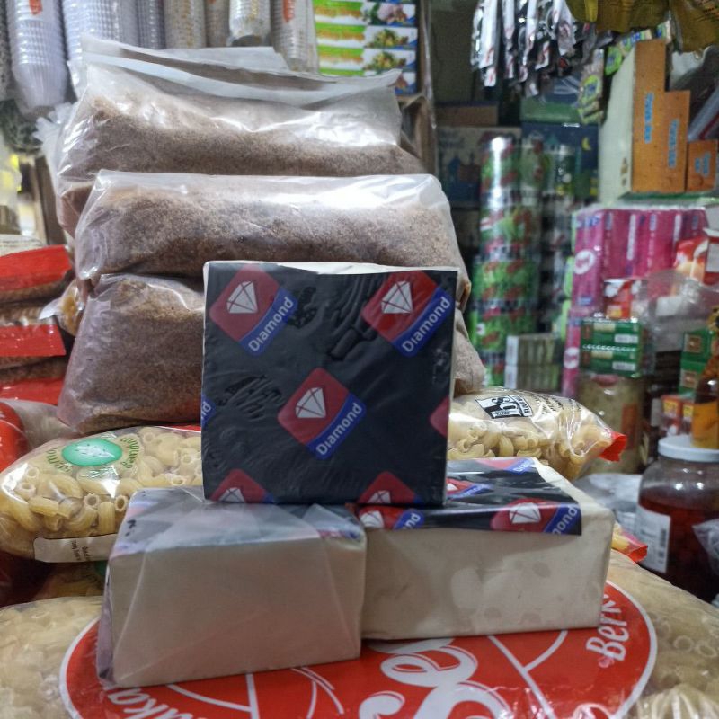 

CHOCOLATE PUTIH DIAMOND +-250gr