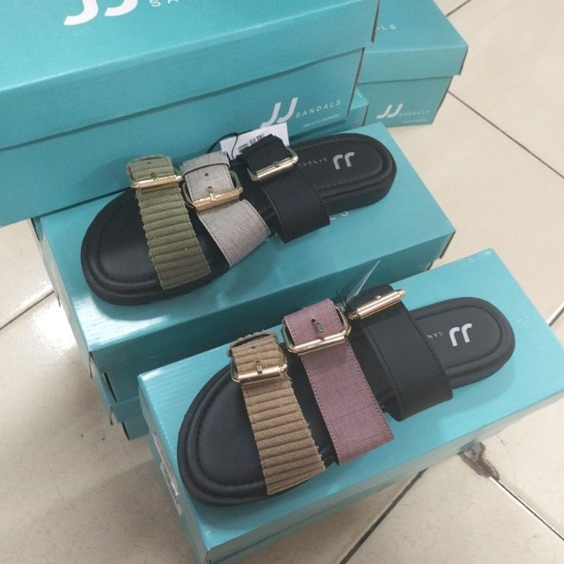 sandal JJ
