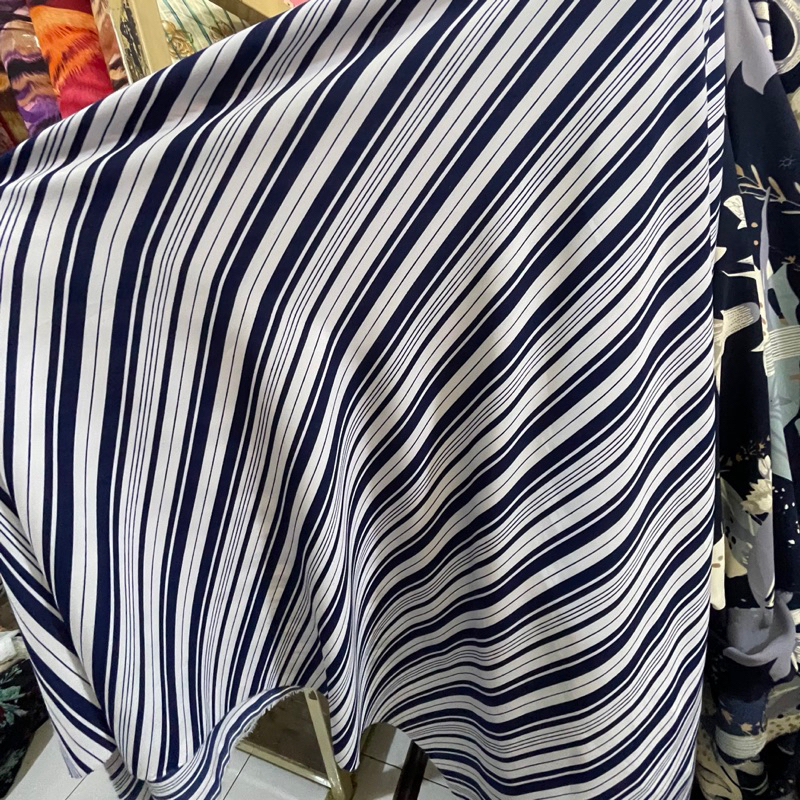 Kain Salur - Kain Garis - Kain Wolvis - Kain Wolfis - Kain Crep - Kain Gamis - Kain Kemeja