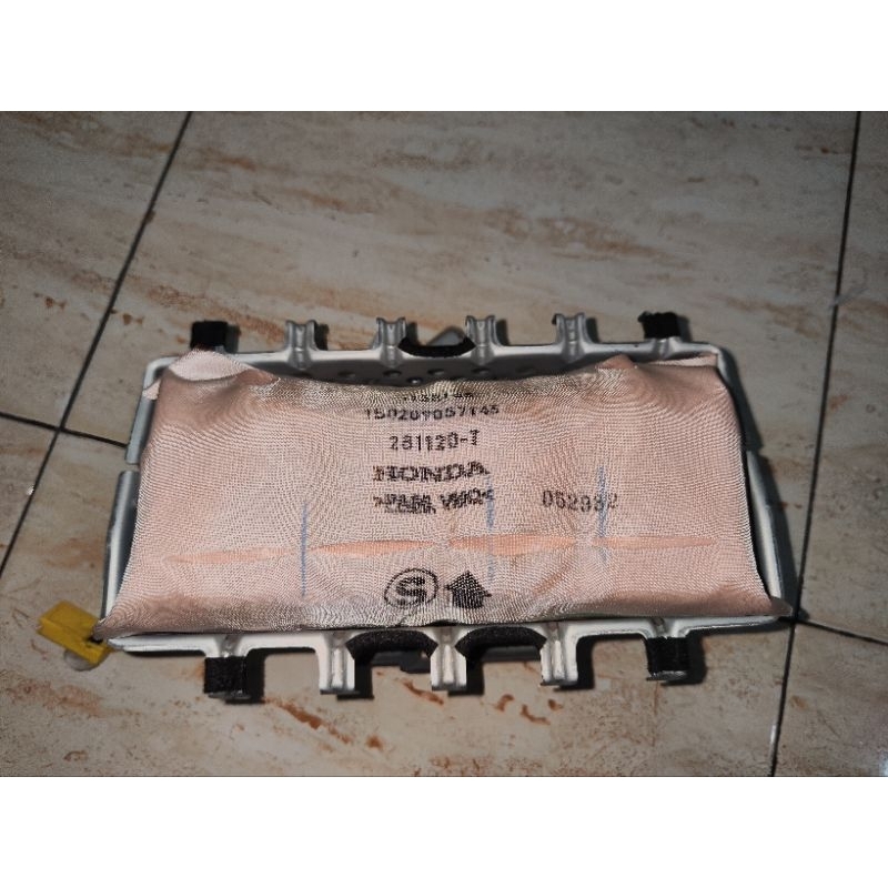 airbag Brio Mobilio BRV bagian penumpang bagian  kiri 2016 2017 2018  2019 2020 2021 2022 2023
