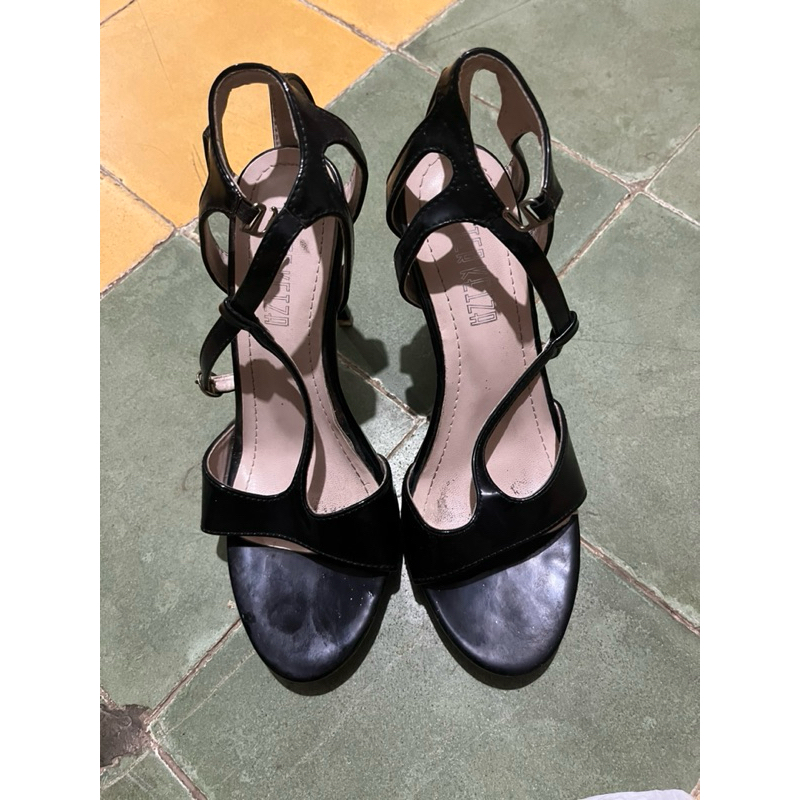 SEPATU WANITA PETER KEIZA