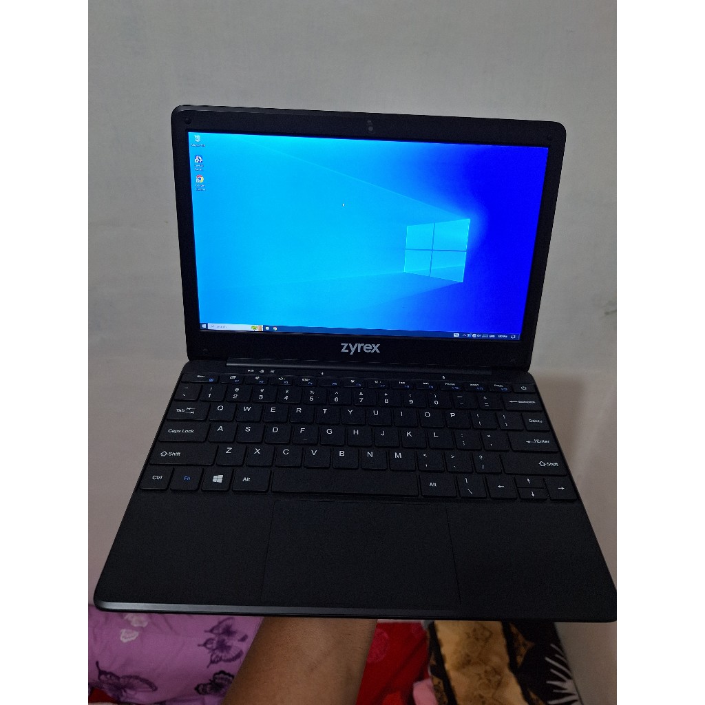 Jual Laptop Zyrex Sky 232 Mini II Hitam - 100% normal BACA DESKRIPSI