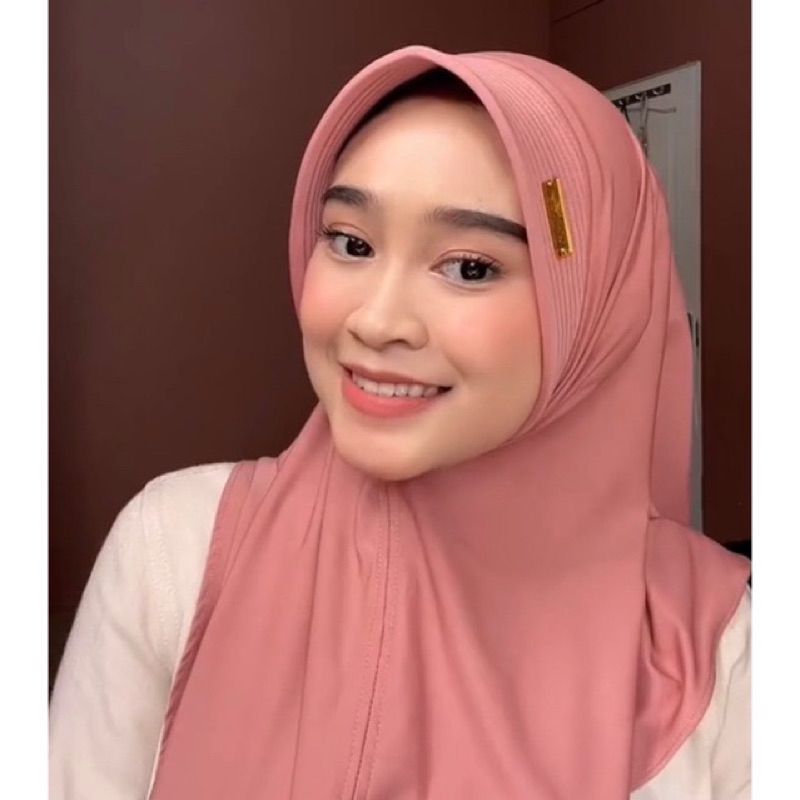 100ribu dapat 12 hijab bergo hamidah m label besi akrilik bonus kucir cepol rambut terlaris