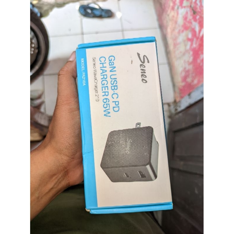 charger seneo 65w pd + usb charging