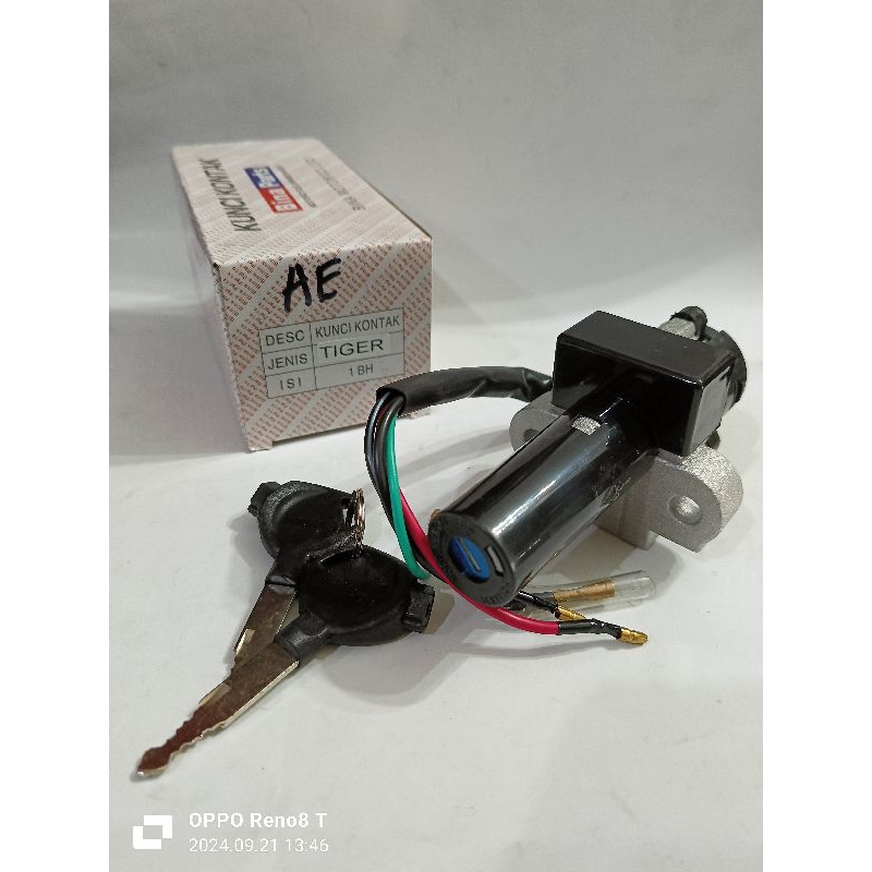 [1 SET] KUNCI KONTAK TIGER BINAPARTS KUNCI KONTAK TIGER LAMA MERK ACAK BINAPARTS SESUAI GAMBAR
