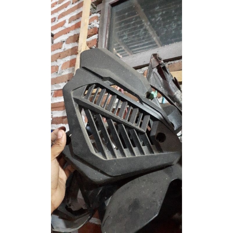 cover radiator tutup radiator vario 125 fi led vario f1 150 led ori bekas