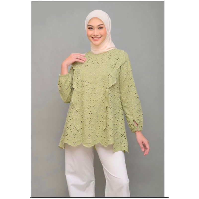 floral revelry top nada puspita PL