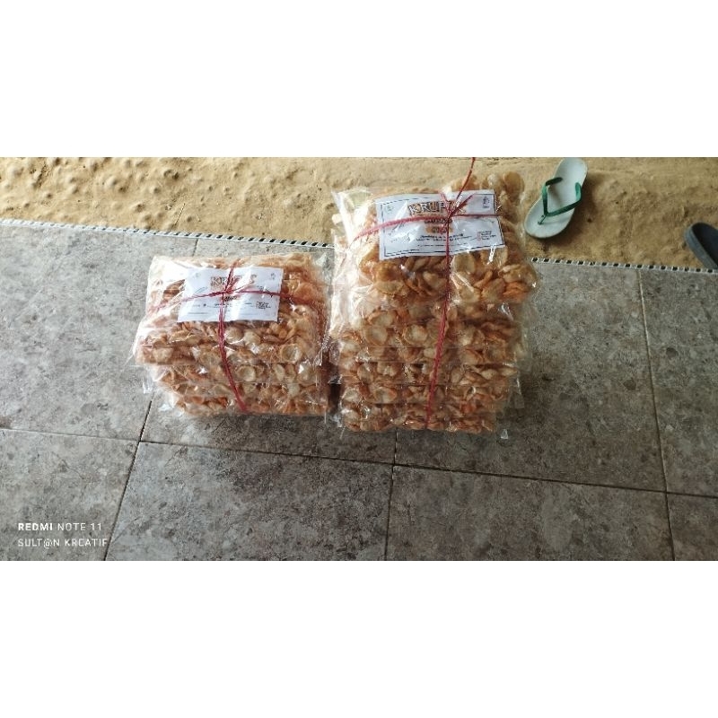 

Kerupuk Ikan Cakalan super pedas