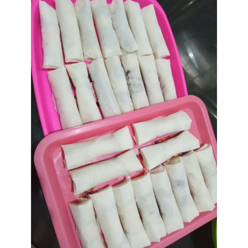 

Piscok Lumer (Frozen food) isi 10 pcs jumbo