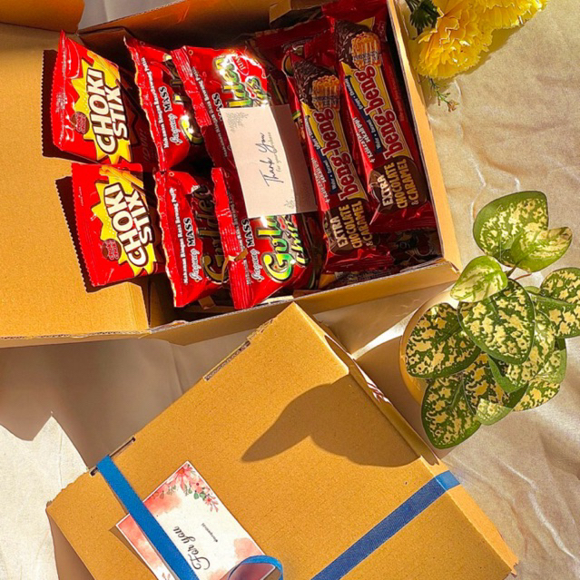 

Hampers Snack Termurah /kado ulangtahun/kado wisudah