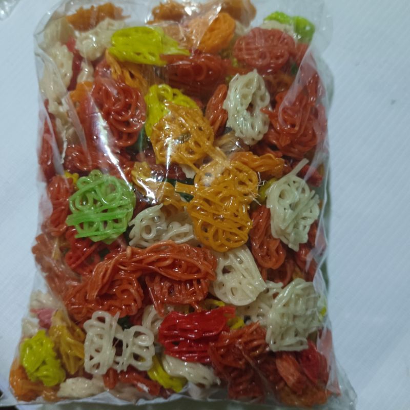 

krupuk mawar cocok untuk cemilan maupun untuk seblak kemasan 500gram