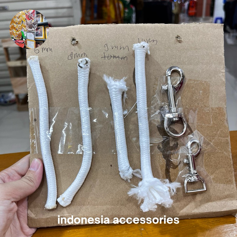 

Tali tambang untuk bendera upacara / acara lainnya